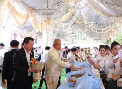  Lào tưng bừng đón Lễ Okphansa theo phong tục cổ truyền Phật giáo