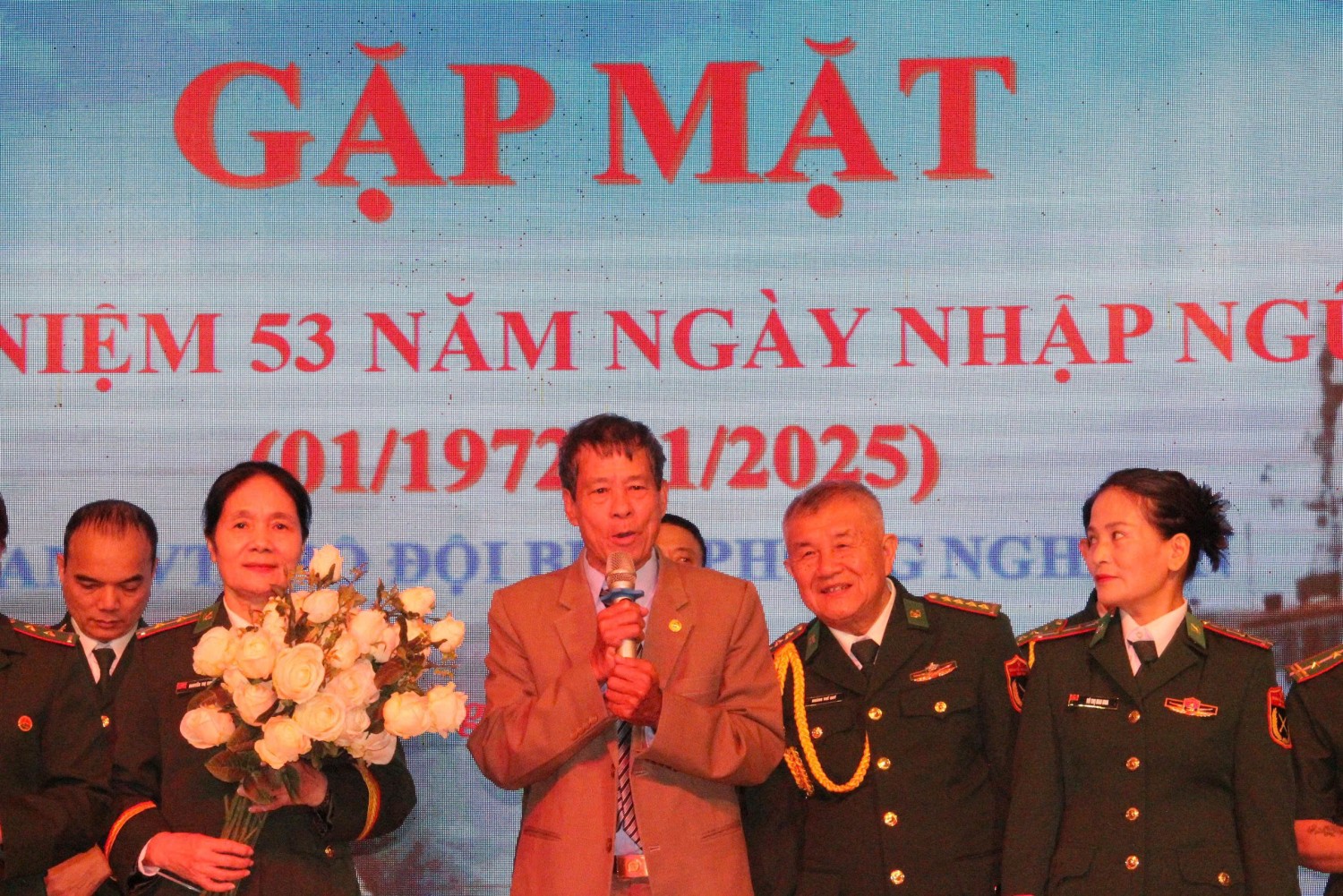 Cựu lính Biên phòng gặp mặt nhân kỉ niệm 53 năm ngày nhập ngũ