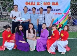 Cộng đồng người Việt tại Lào có nhiều hoạt động kỉ niệm Ngày sinh Bác Hồ