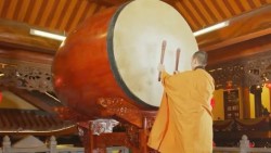 Âm vang chuông trống hòa cùng hơn 18.000 ngôi chùa trên khắp Việt Nam