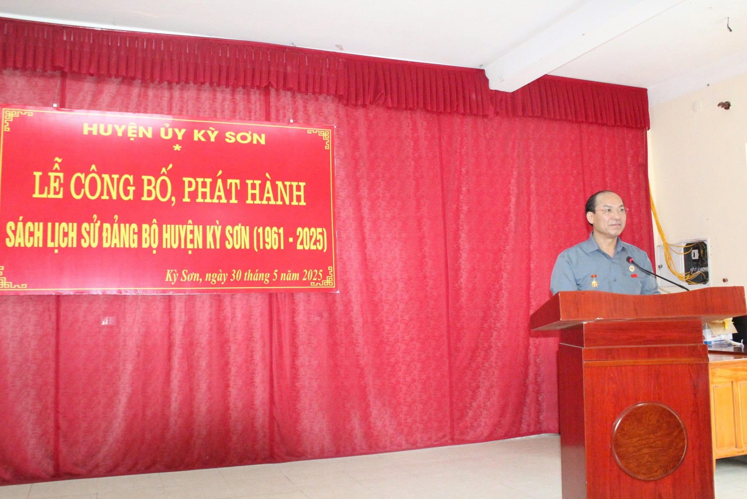 Huyện Kỳ Sơn, tỉnh Nghệ An long trọng công bố, ra mắt Lịch sử Đảng bộ huyện giai đoạn 1961 – 2025.