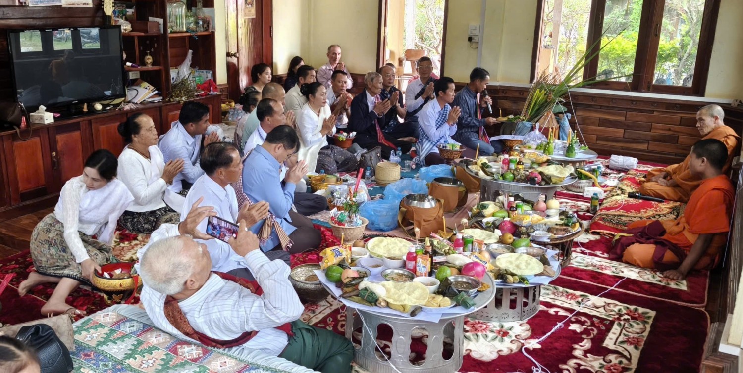 Nhiều gia đình CCB Việt Nam vẫn luôn giữ kết nối với người dân Lào nơi từng đóng quân