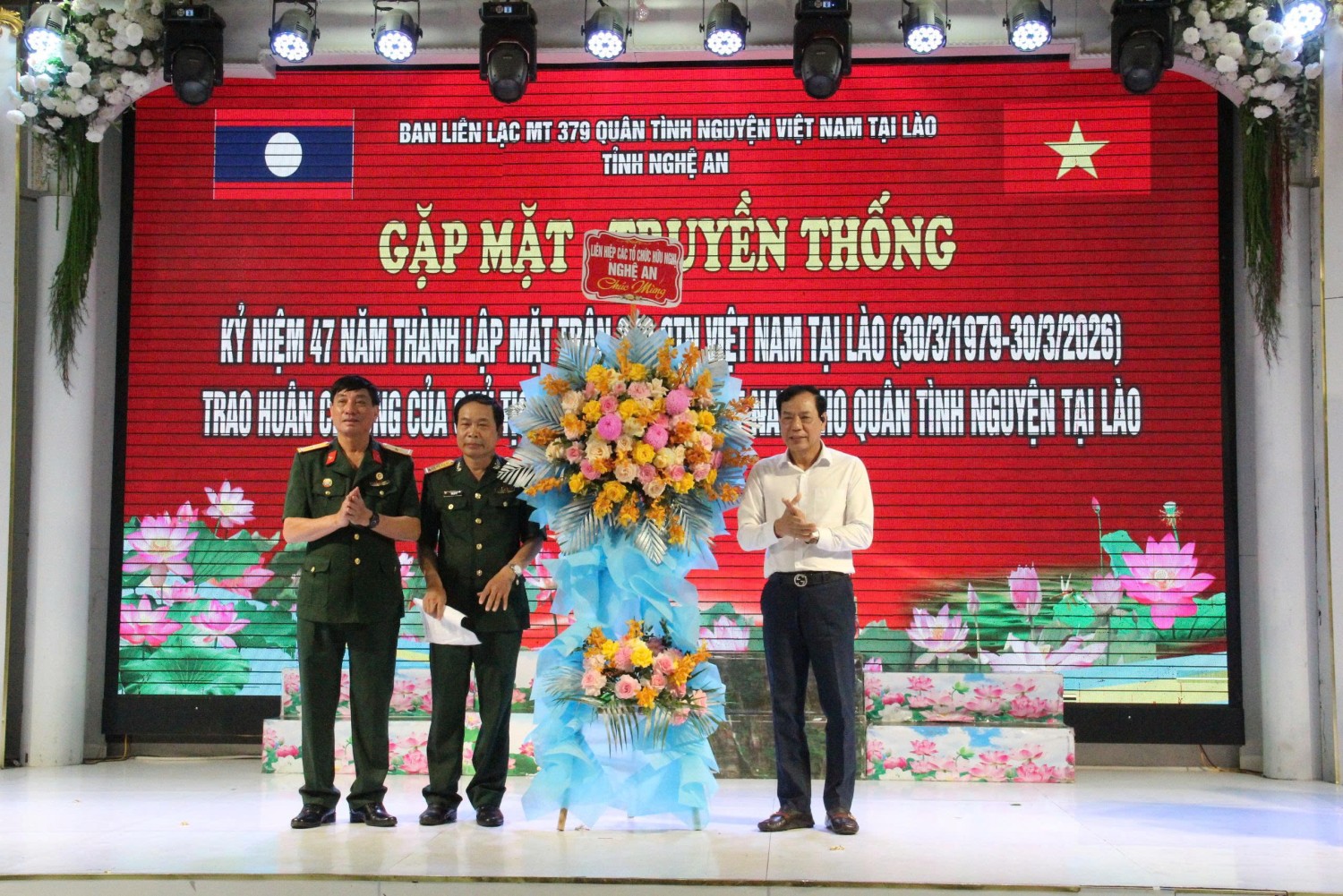 Cuộc gặp mặt xúc động của hàng trăm Cựu chiến binh Mặt trận 379 Bắc Lào nhân kỷ niệm 47 năm ngày thành lập